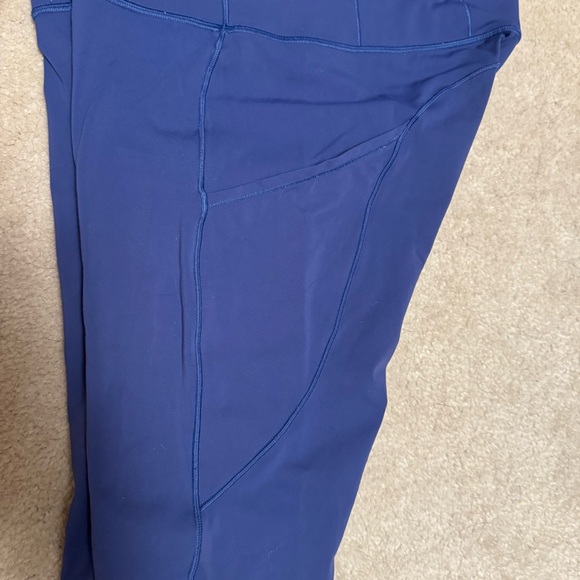 Lululemon Blue Cropped Leggings - Picture 3 of 3